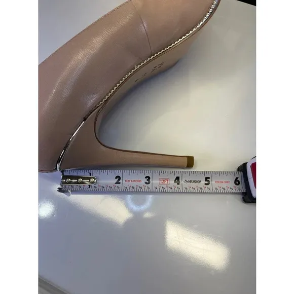 BCBGeneration Womens 11 Shell Pink Harleigh Leather Pointed Pump NEW FLAW