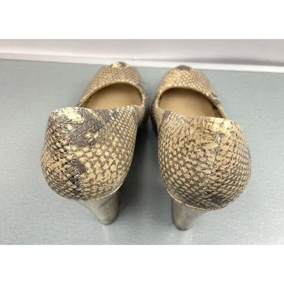BCBGMaxazria Women's Dahlia 1 Pumps High Heel Snake Embossed Leather 8 B/38