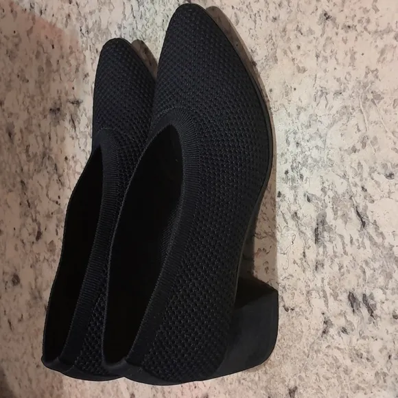 Beautiful Eileen Fisher Women Shoes