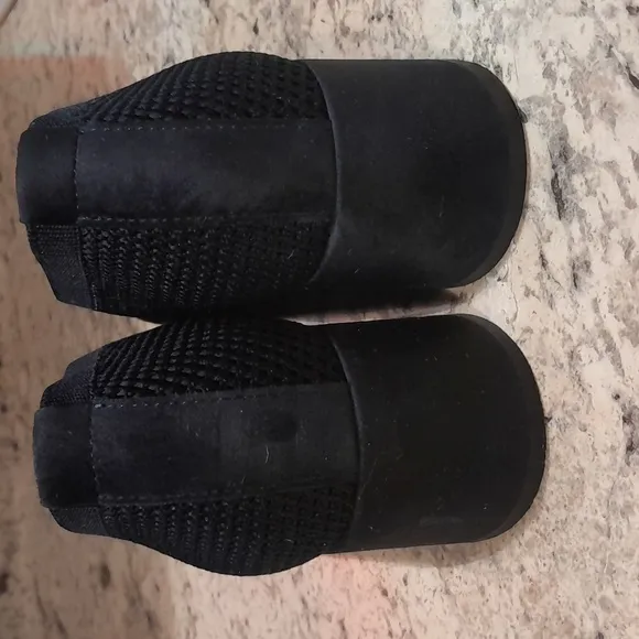 Beautiful Eileen Fisher Women Shoes