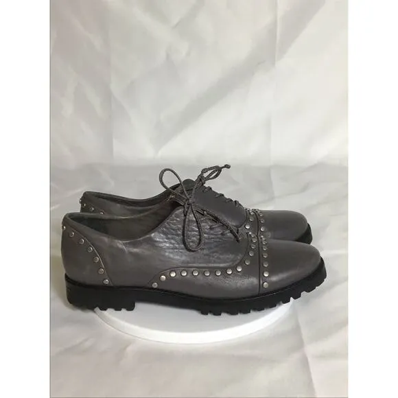 Bernardo OWEN Women Shoes Sz. 8 Gray NWOT Glove Leather Silver Studs Lug Oxford