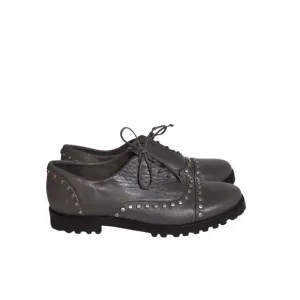 Bernardo OWEN Women Shoes Sz. 8 Gray NWOT Glove Leather Silver Studs Lug Oxford