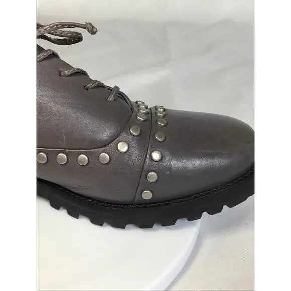 Bernardo OWEN Women Shoes Sz. 8 Gray NWOT Glove Leather Silver Studs Lug Oxford