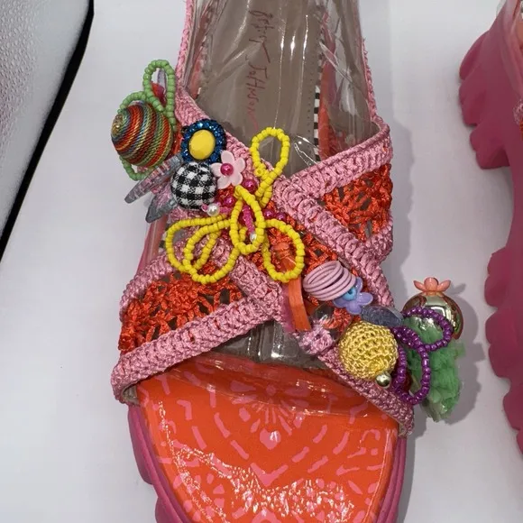 Betsey Johnson Womens Sz 8.5 Graysen  Chunky Platform Sandals Pink Beaded Y2K