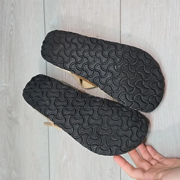 Birkenstock by Birki's Women Loop Toe Sandals Flats shoes sz 37/6 Regular