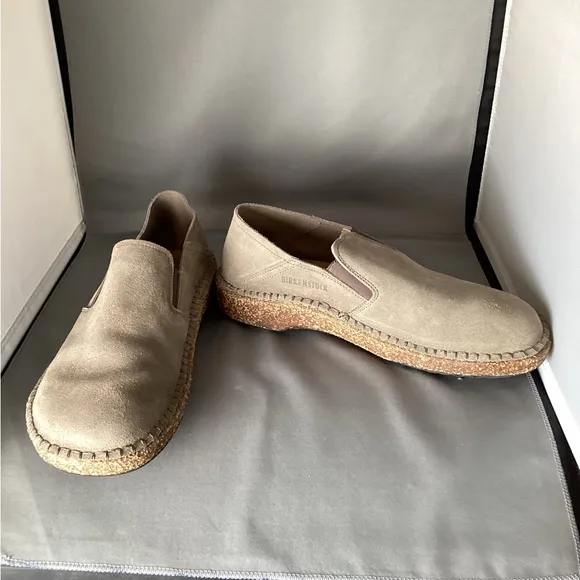 Birkenstock grey taupe Callan Asst Go suede shoes