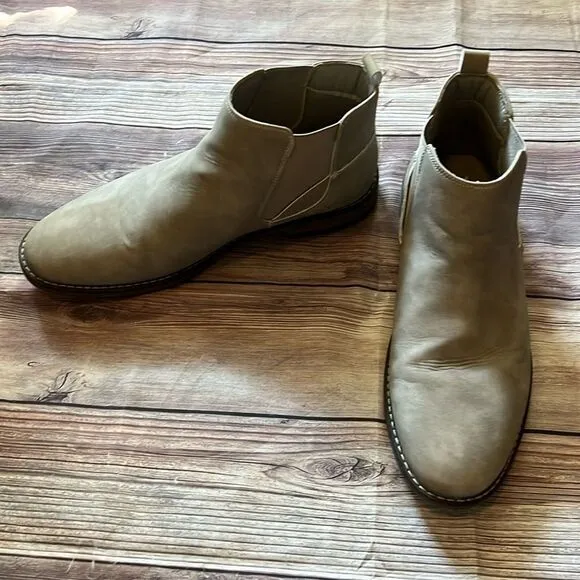 BKE Men’s Size 12 Chelsea Boots Beige Casual Shoes Business Office Leather