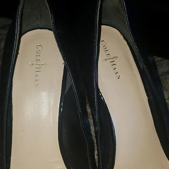 Black heels shoes