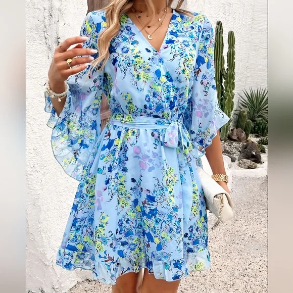 Bloom &amp; Flounce Half Sleeve Mini Dress - Light Blue