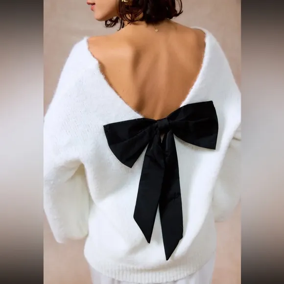BOHO OVERSIZED BOW BACK FROM PARIS FRANCE SWEATER