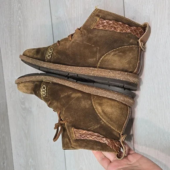 Born Women Leather Ankle Boots shoes sz 8