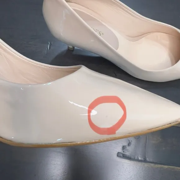 BRAWN’S Elegant Cream/Nude Patent Leather Heels size EU 37/US 6.5-7
