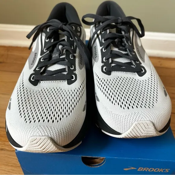 Brooks Adrenaline GTS 23 Men Running Shoes Crystal Grey 12.5D