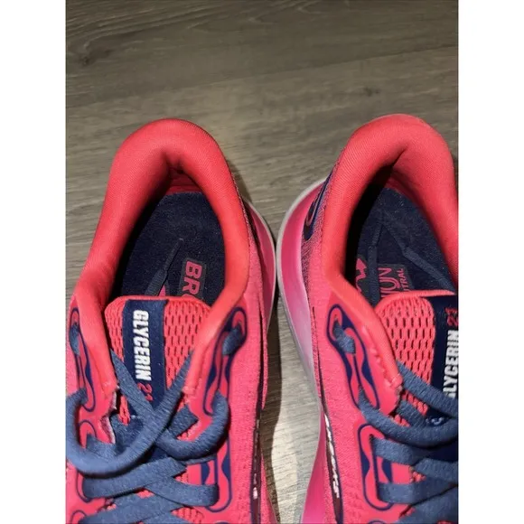 Brooks Women Size 7 Glycerin 21 Shoes Sneaker Raspberry Estate Blue 1204081B630