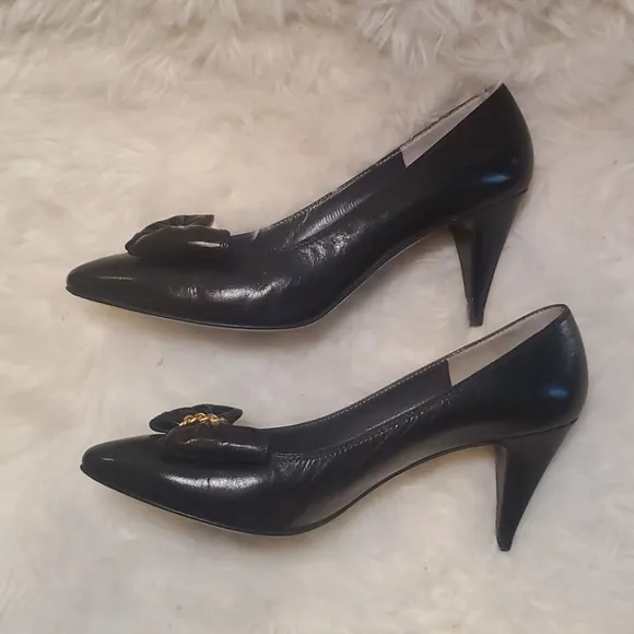 Bruno Magli vintage bow heels