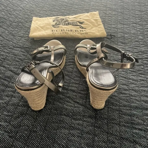 Burberry Metallic Wedge Shoes with Strappy Design