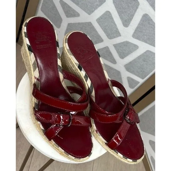 Burberry Nova Check Red Patent Leather Espadrille Wedge Sandals Size 39 IT, 8 US