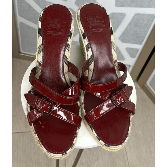 Burberry Nova Check Red Patent Leather Espadrille Wedge Sandals Size 39 IT, 8 US