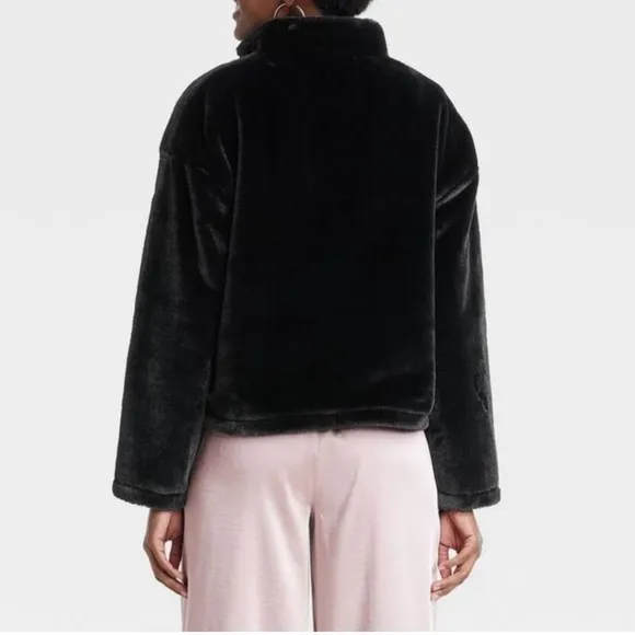 Burgundy / black faux fur fully lined thick half zip premium sweater