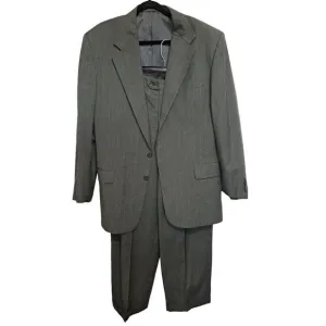 Calvin Klein Men's Size 43 Gray/Silver Pinstripe Suit