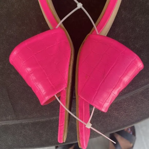 Camssoo Square Open Toe Clear Heels embossed print pink sandals Barbie core sz 9