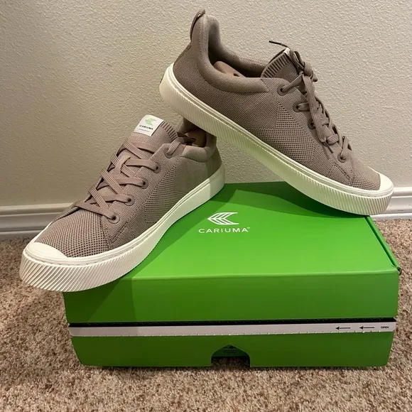 Cariuma IBI Low Sand Knit Sneakers Shoes NWT