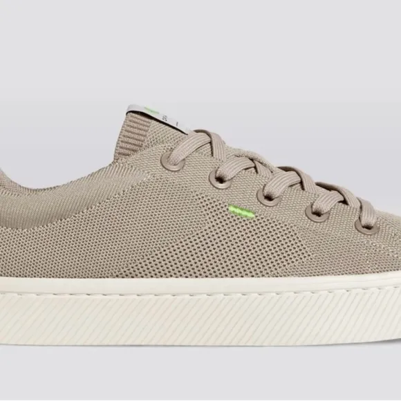 Cariuma IBI Low Sand Knit Sneakers Shoes NWT