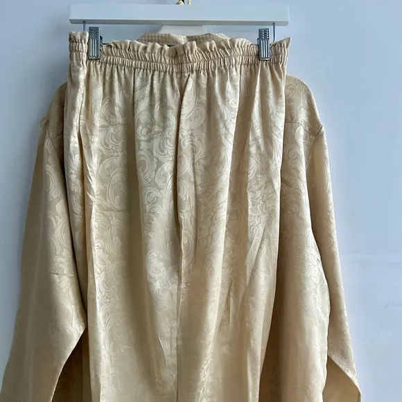 CERIE Lingerie Silk Jacquard Pajama Set Large Beige Gold Sleepwear Loungewear