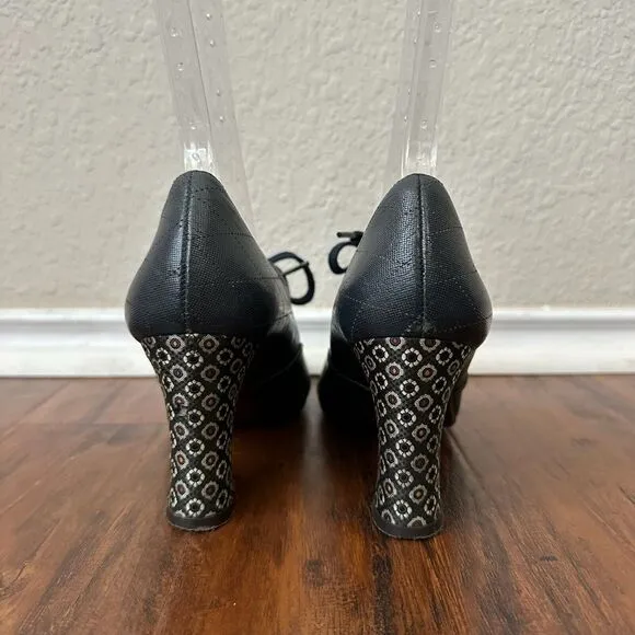 CHIE MIHARA Anthropologie Quilt Floral Lace-Up Oxford Heels in Black