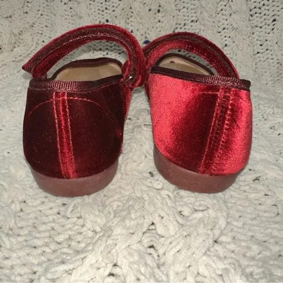 Childrenchic Cassie Velvet Mary Jane Burgundy Red Dress Shoes EU 31/US 13.5