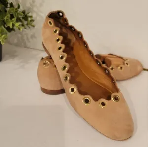 Chloe  Lauren Suede Flats Womens Size 37