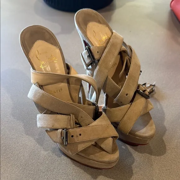Christian Louboutin Tan Heels with Strappy Design 39 BEST PRICE!
