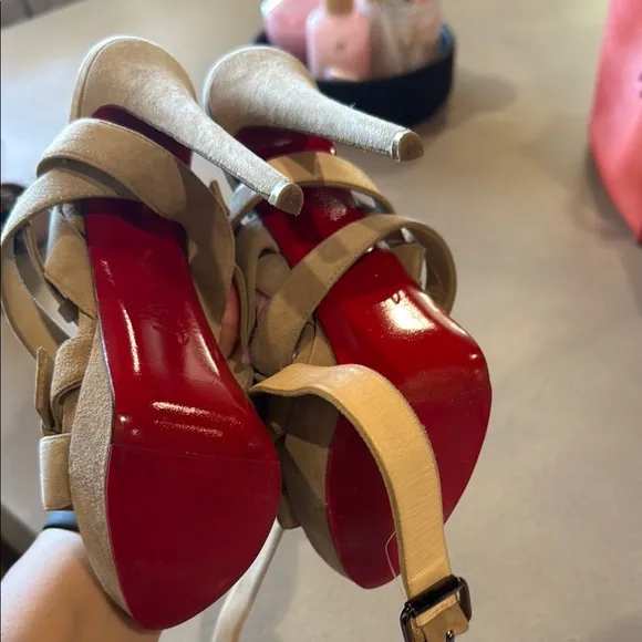 Christian Louboutin Tan Heels with Strappy Design 39 BEST PRICE!