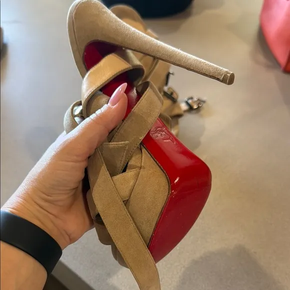 Christian Louboutin Tan Heels with Strappy Design 39 BEST PRICE!