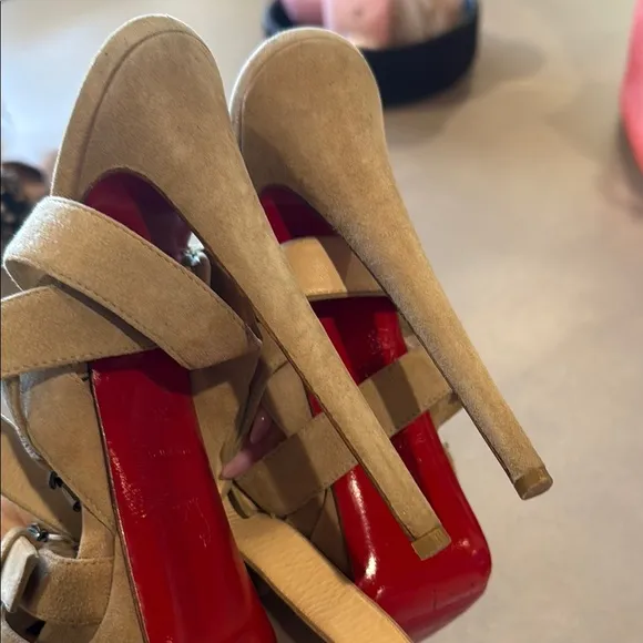 Christian Louboutin Tan Heels with Strappy Design 39 BEST PRICE!