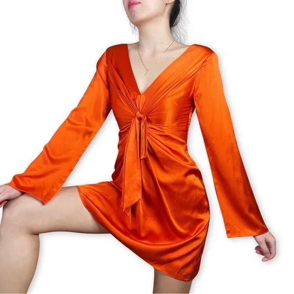 Cinq à Sept Caelan Knot Front Silk Dress in Tangerine Orange Size 00
