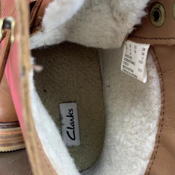 Clarks Clarkdale Cognac Leather Faux Fur Lined Lace-Up Boot Sz 8