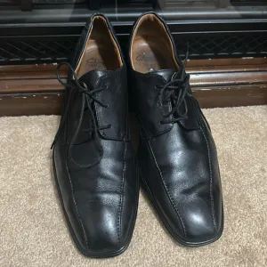 Clark’s men shoes size 10 1/2