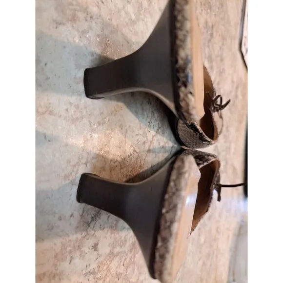 Coach Slip On Sandals Size 8 Caitlin