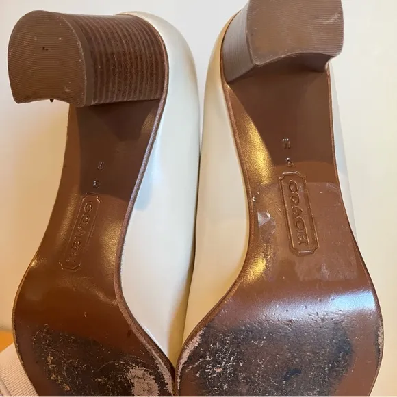 Coach Vintage Cream Leather Block Heel Pumps