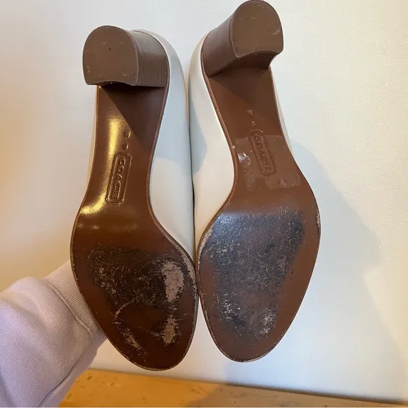 Coach Vintage Cream Leather Block Heel Pumps