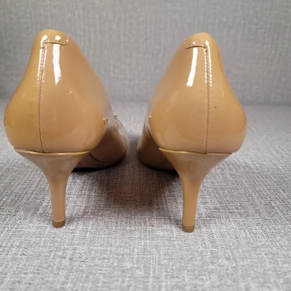 Coach Zan Patent Leather Pumps Tan Black Heels Women's Size 9 Shoes