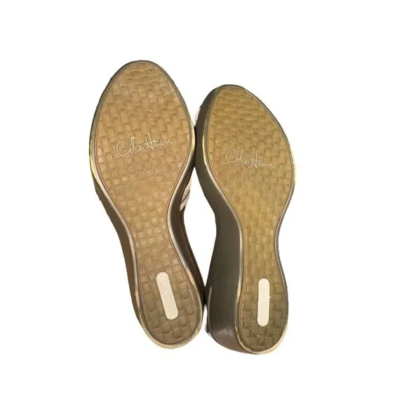 Cole Haan tan/ taupe Peep Toe Platform Sandal Women's Sz 10 Great Condition
