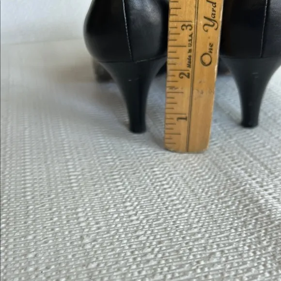 Cole  Haan  Women s Shoes Blunt Toe Heel