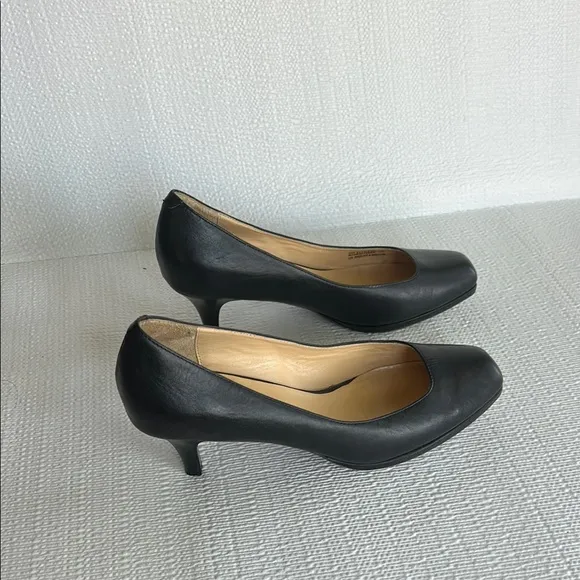 Cole  Haan  Women s Shoes Blunt Toe Heel