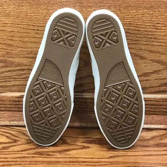Converse CTAS II Hi Buff Buff Gum Shoes