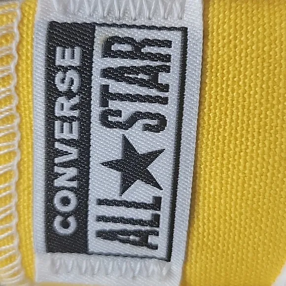 Converse Kids Yellow Sneakers Converse shoes women Brand new in the box no lid.