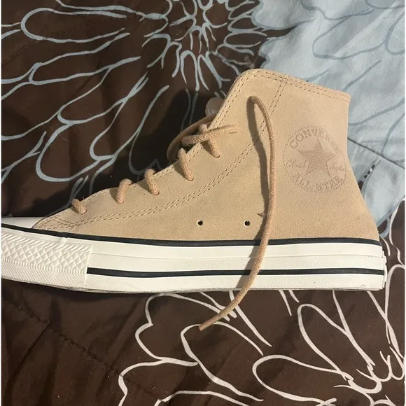 Converse shoes for women size 6.5