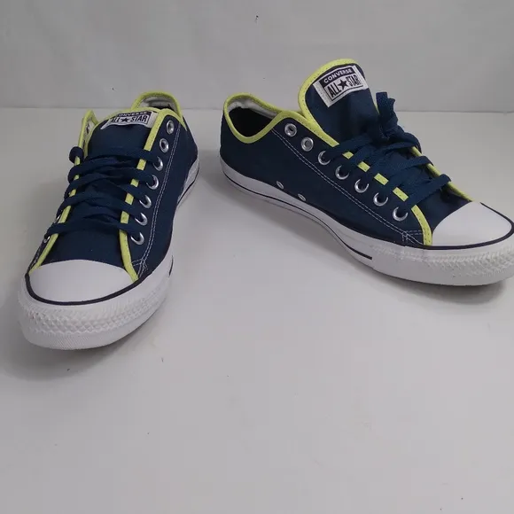 Converse ubuntu All star unisex low top tennis shoes men 11, women 13