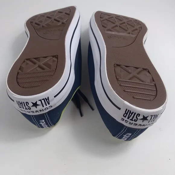 Converse ubuntu All star unisex low top tennis shoes men 11, women 13
